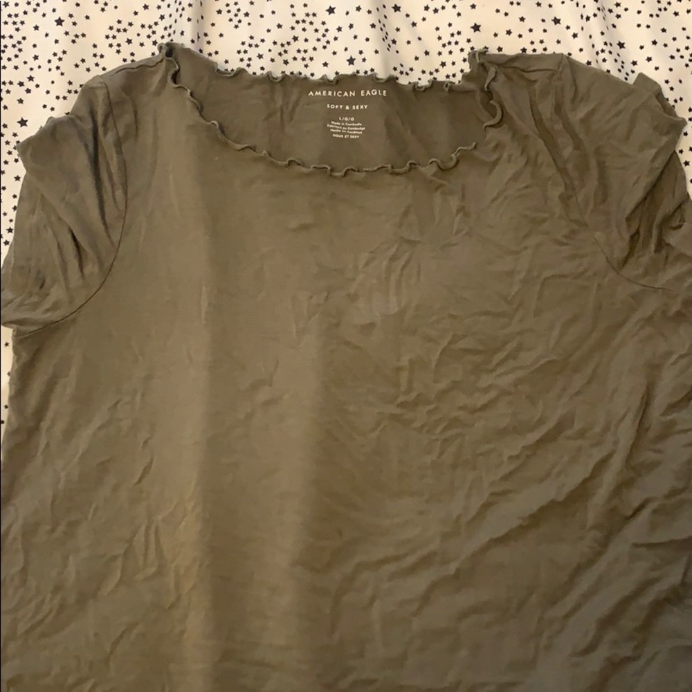 AE soft and sexy lettuce edge tshirt